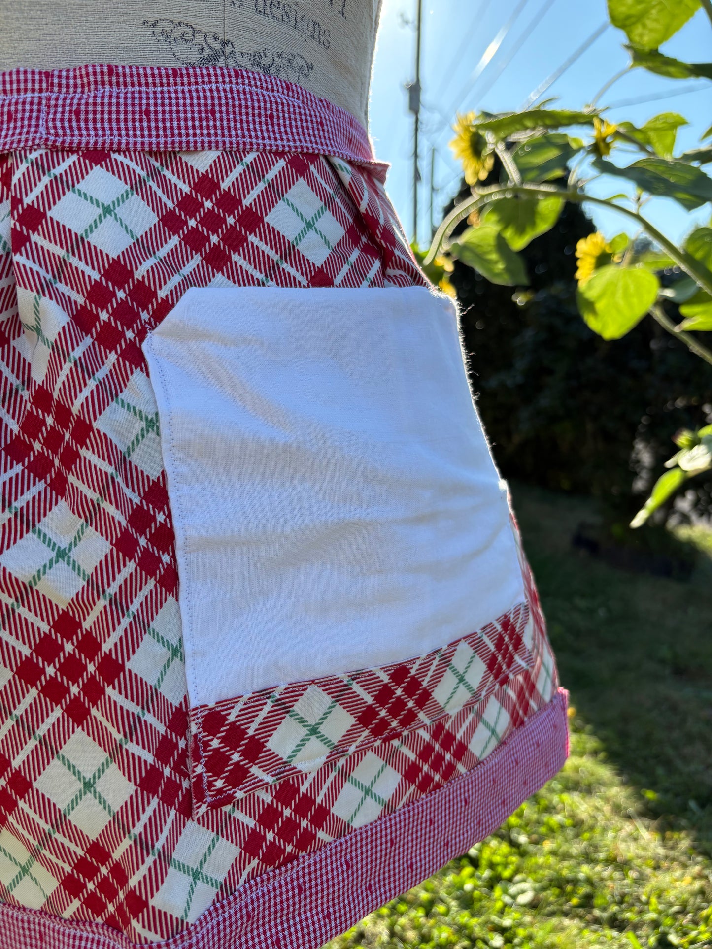 Red & White Plaid Half Apron