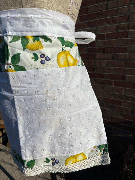 Lemons Half Apron
