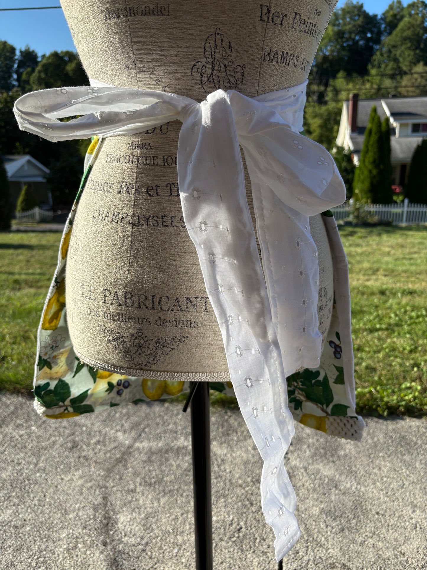 Lemons Half Apron