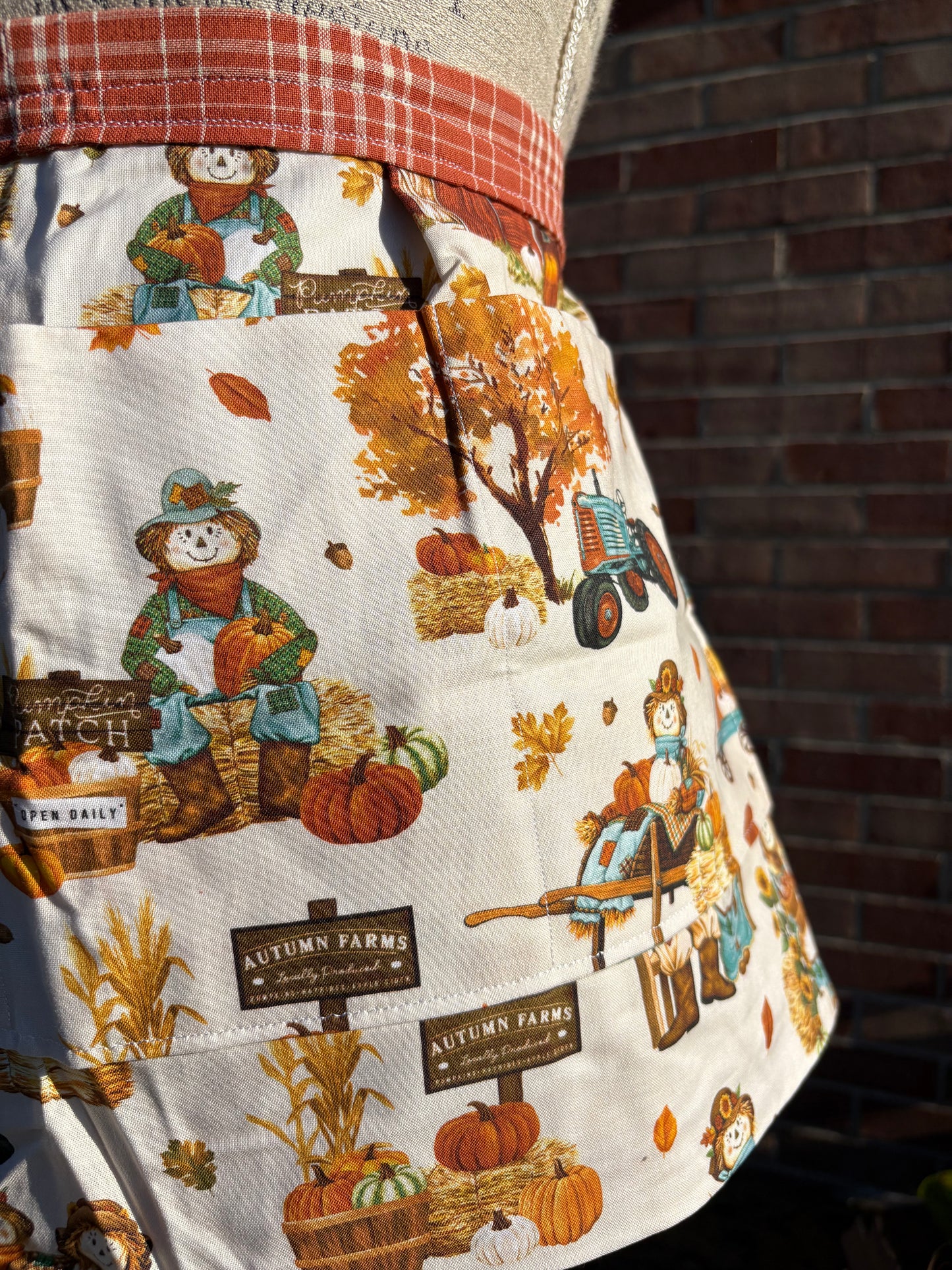 Pumpkin Patch Half Apron