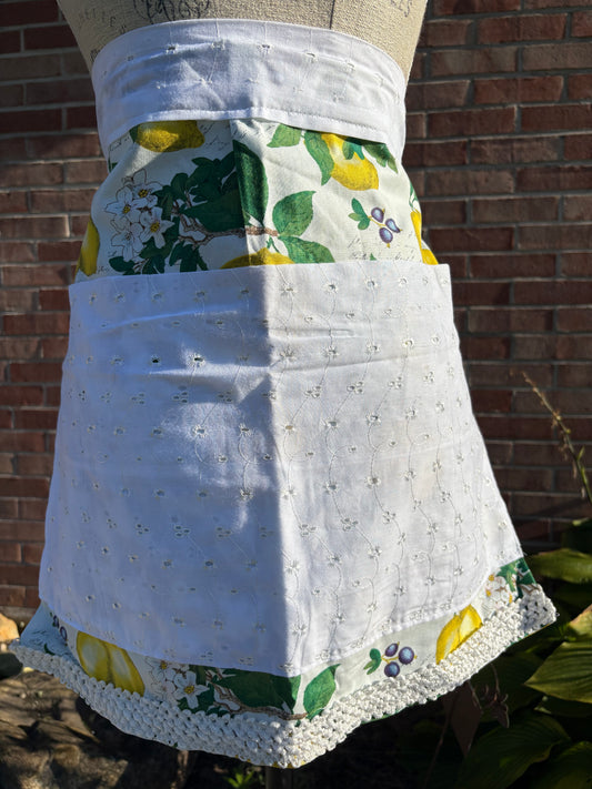 Lemons Half Apron